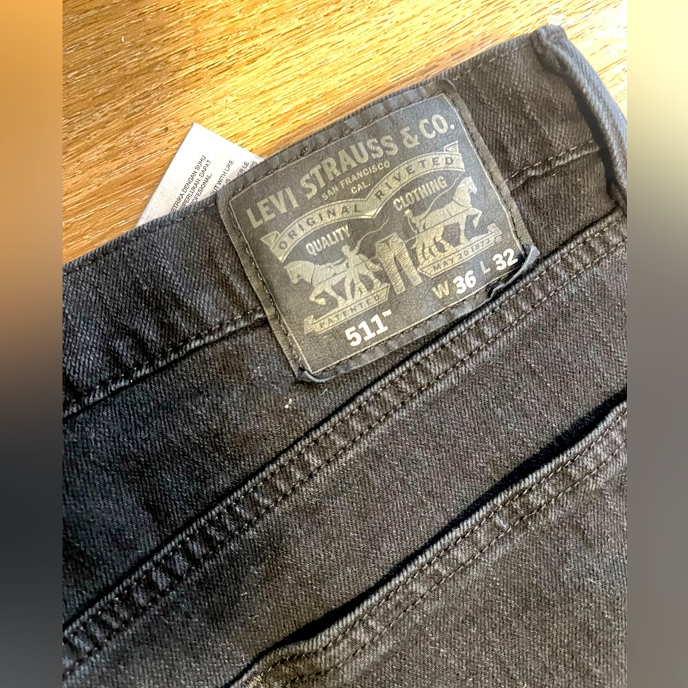 Menβs Blk Levi Jeans 36/32